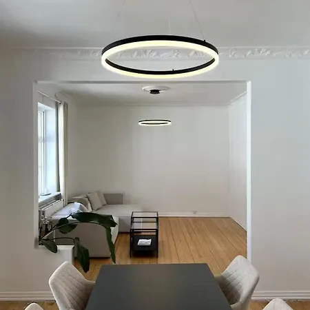 The Nordic Retreat - In Center 아파트 올보르